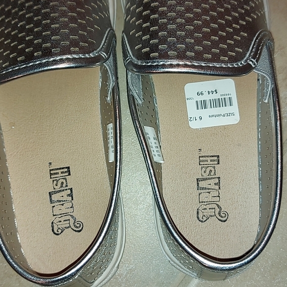 Loafers - Picture 3 of 5